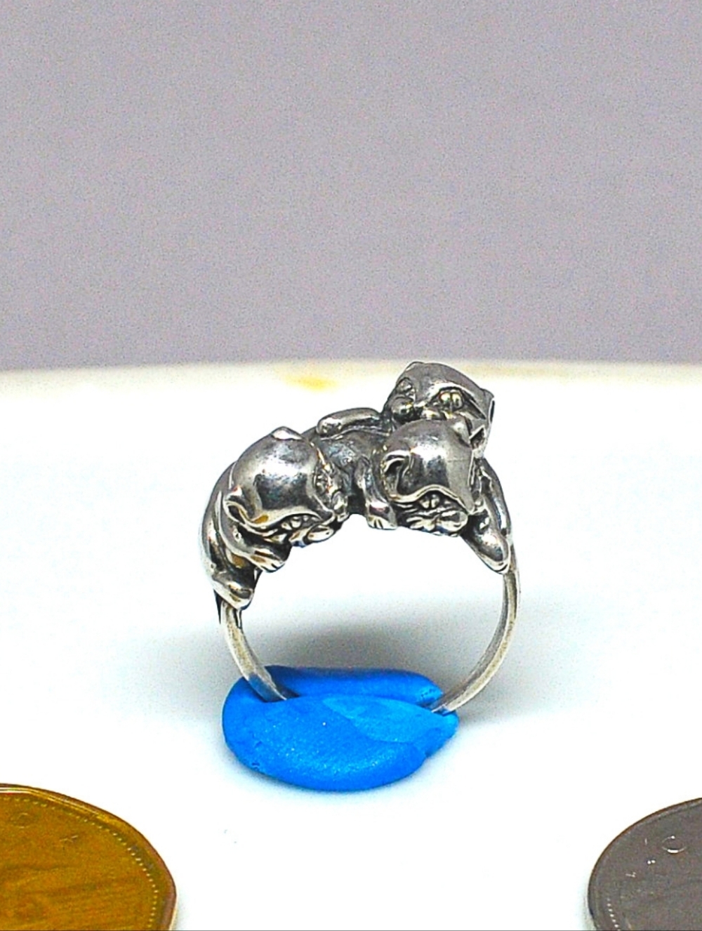 Cute Vintage Ring with 3 cuddly kitties sterling silver - Picture 7 of 7